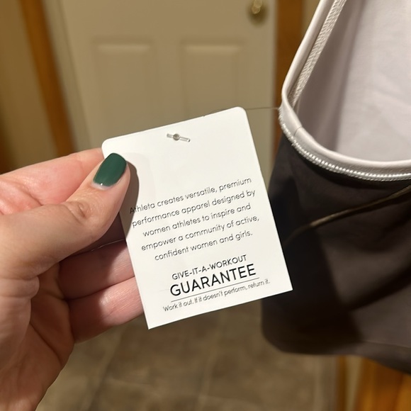 Athleta SHANTI WATERCOLOR STRIPE CROP NEW - Picture 5 of 5